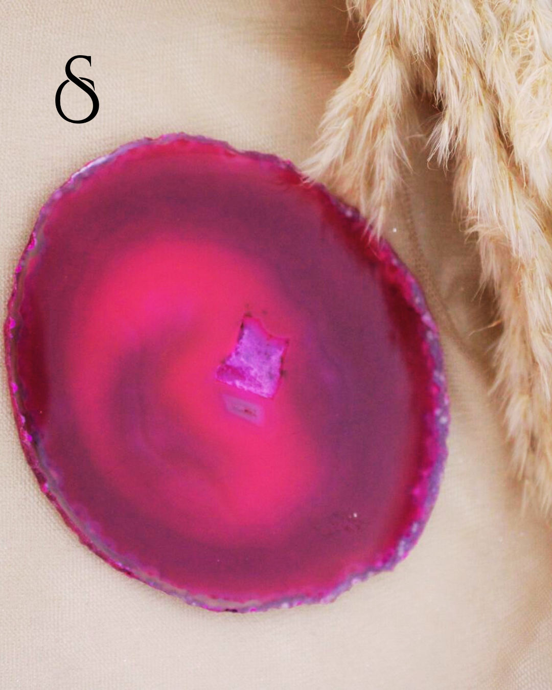 Agata rosa: belleza vibrante, energía femenina